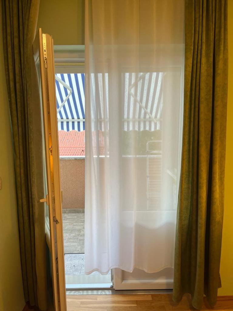 Appartamento Ana'S House Makarska Esterno foto